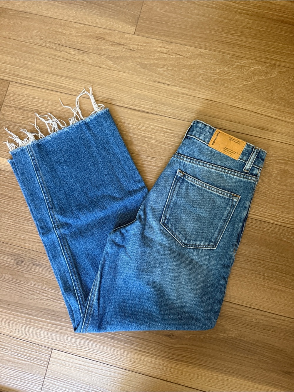 Frank & Oak Blue Cropped Frayed-Hem Jeans